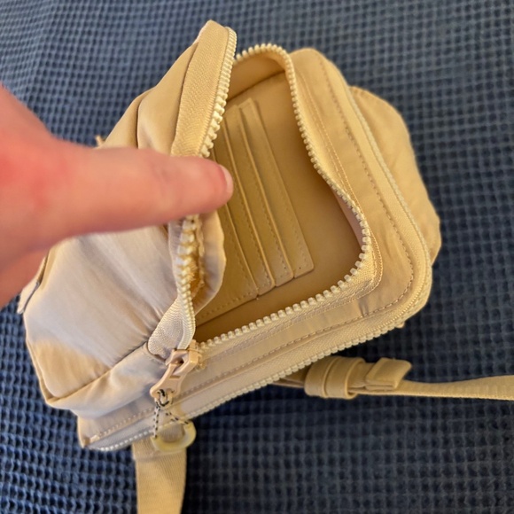 BÉIS Sport Sling - Cross Body Bag - Beige - Picture 9 of 10